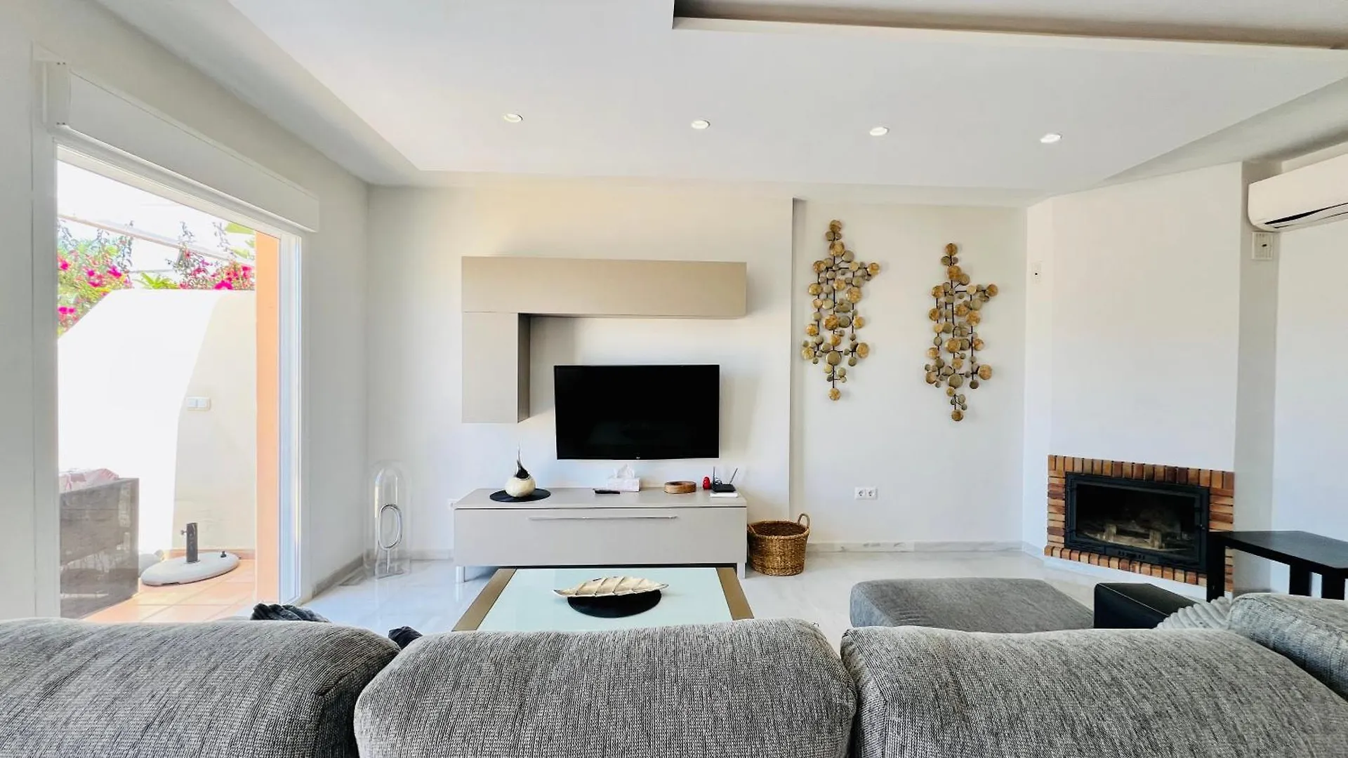 Nerja Sea & Sierra Escape Villa 0*,